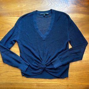 Veronica Beard light weight sweater blue small